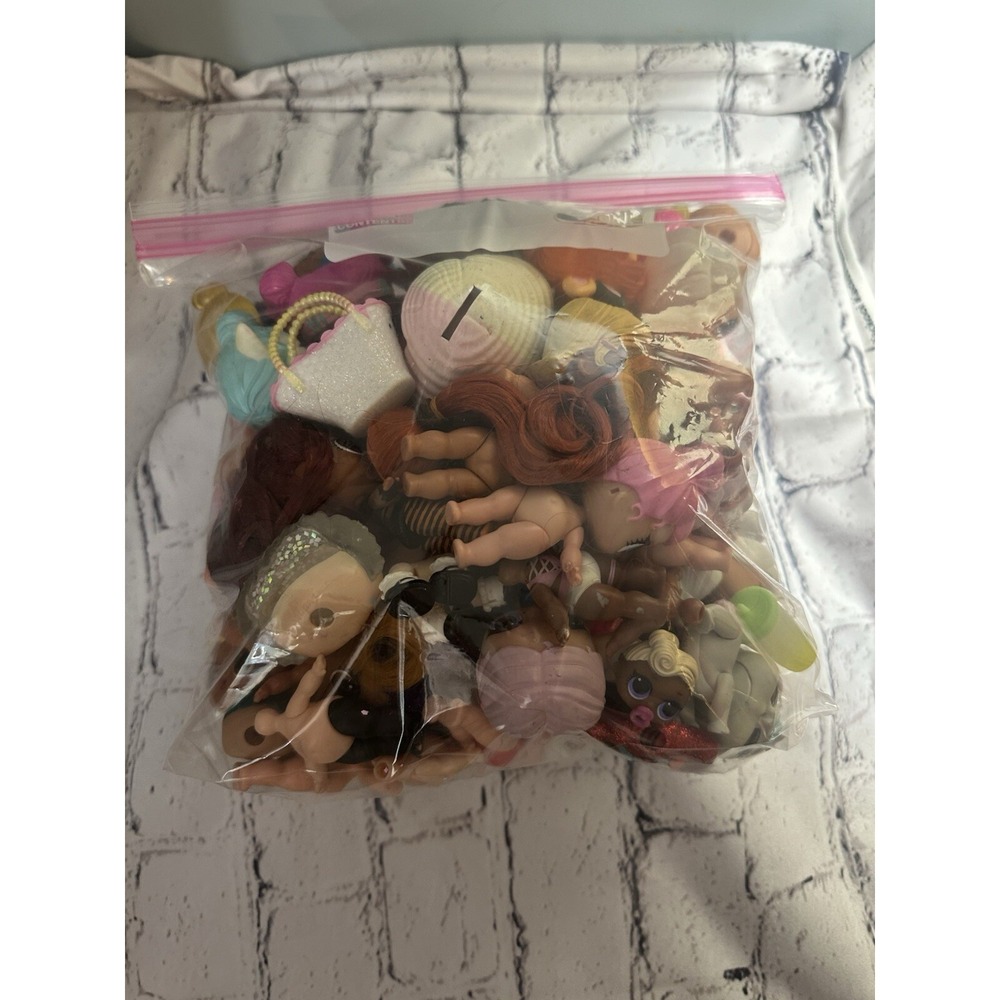 LOL‎ Dolls And Accessories Almost 3 Lbs